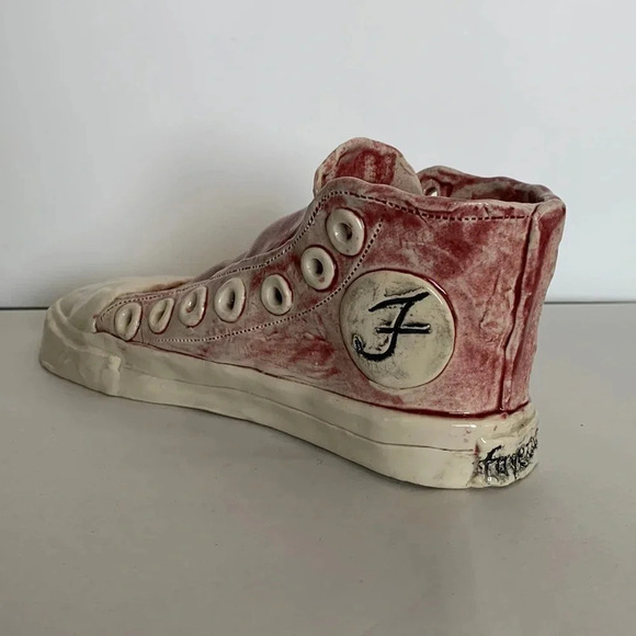 Fayezart Signed Northwest Studio Art Pottery Sneaker Converse Shoe Red - Picture 2 of 16